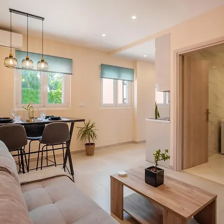 K-Hill Suites Apartment Alepou